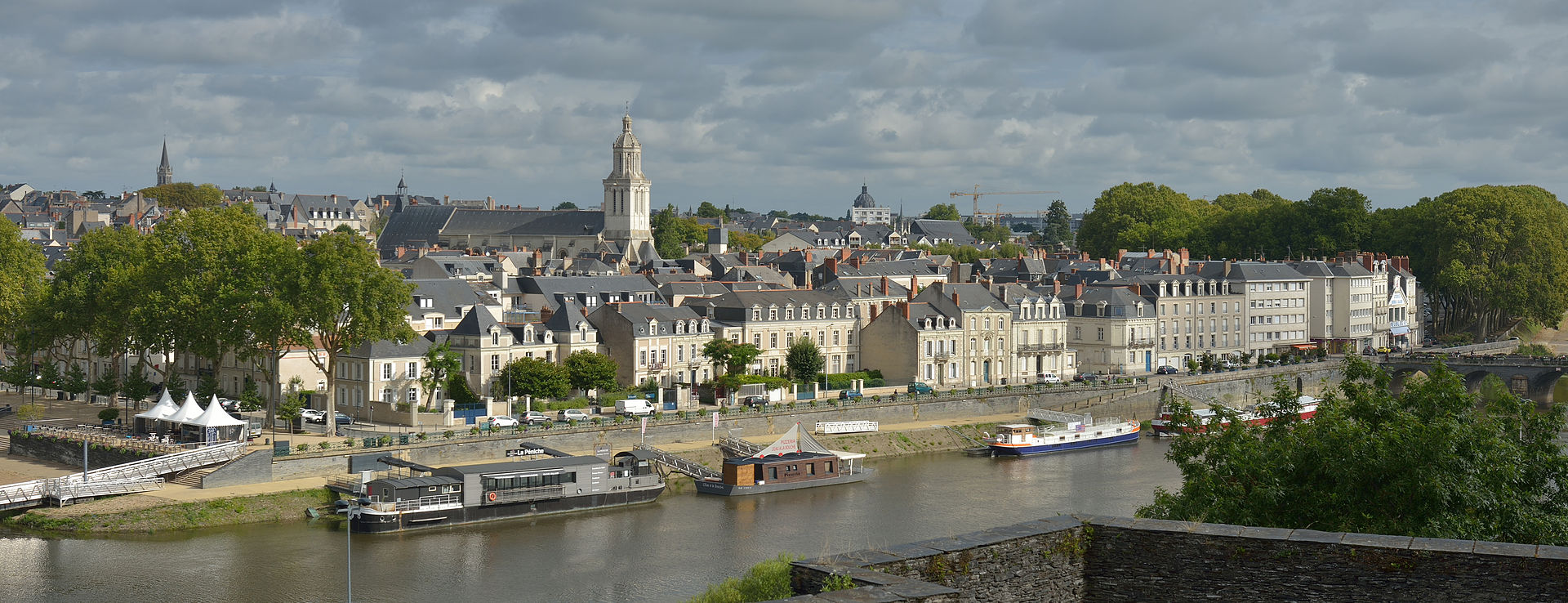 Réserver votre taxi à Angers. Quelle tarif pour une course de taxi à Angers